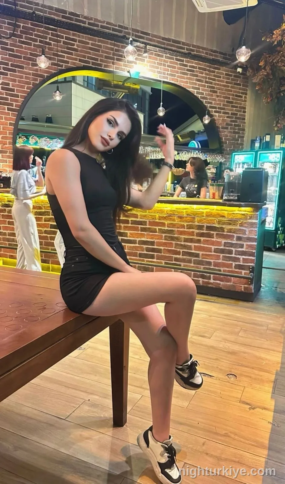 FATMA SEVEN, 22 — İstanbul escort — 1
