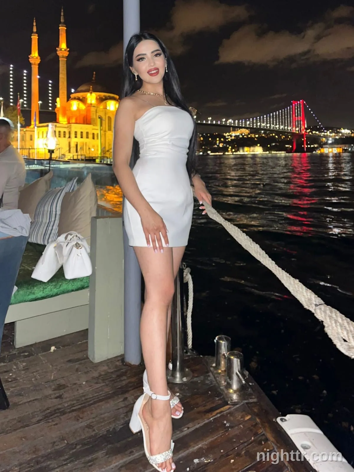 Lara, 19 — İstanbul escort — 4