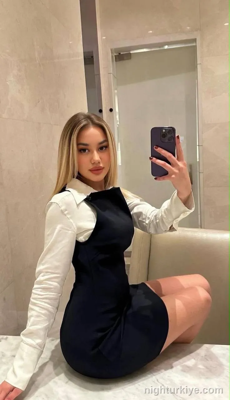 Chloe, 24 — Ankara escort — 4