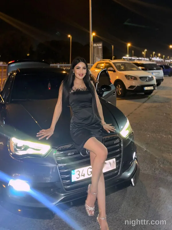 Lara, 19 — İstanbul escort