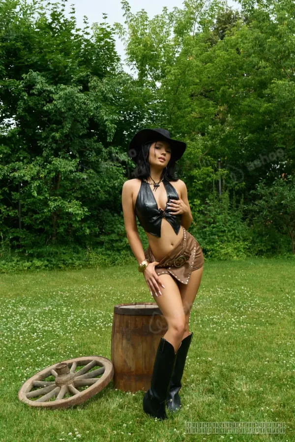 Ника, 21 — İzmir escort