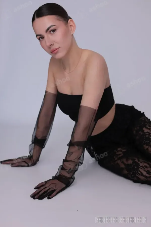 Полина, 21 — İstanbul escort