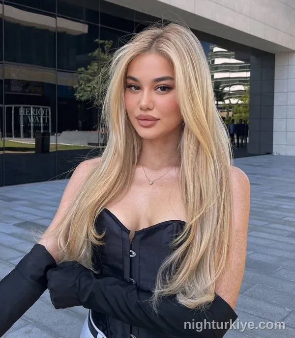 Chloe, 24 — Ankara escort