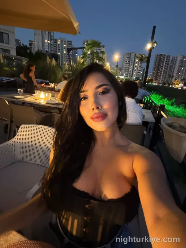 Mela, 23 — Ankara escort